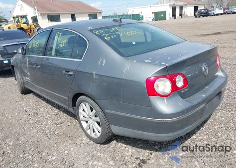 2006 Volkswagen Passat 3.6 from USA, damaged, VIN WVWBU73C06P152159